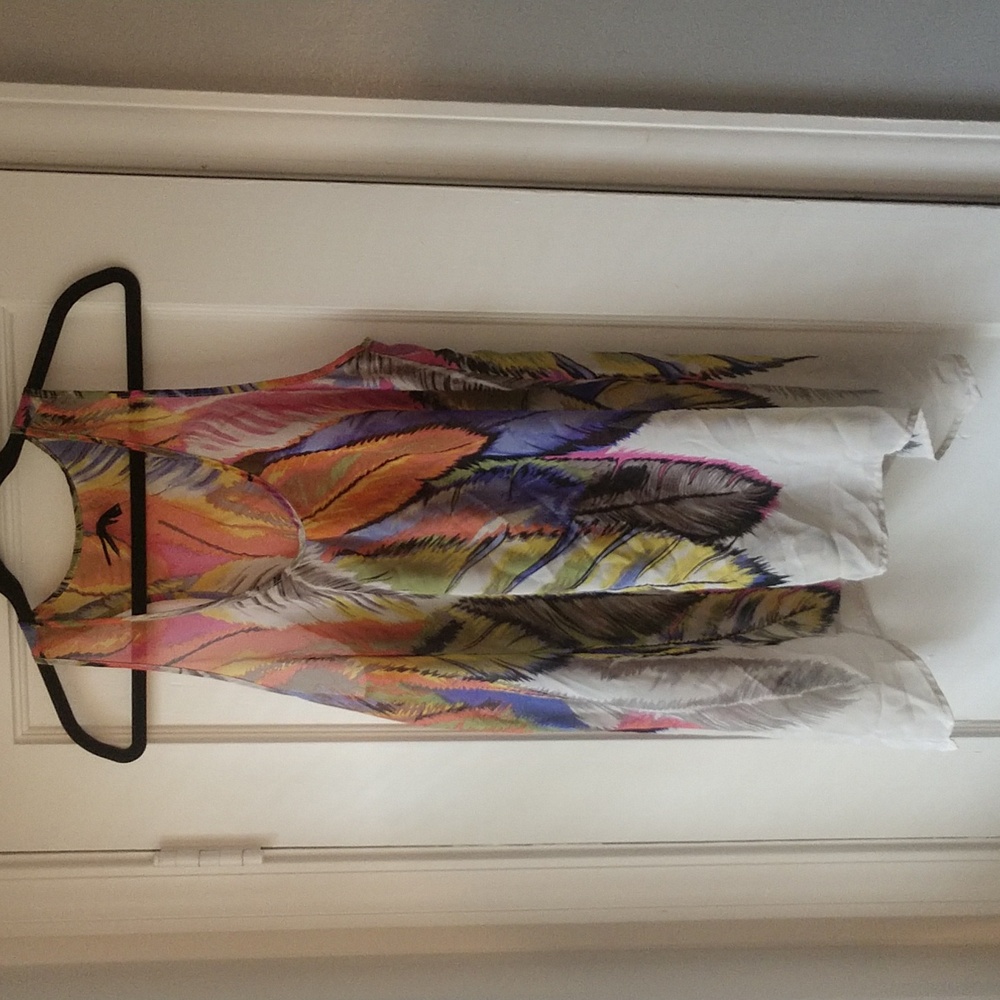 Ali & Kris feather print tank top size L